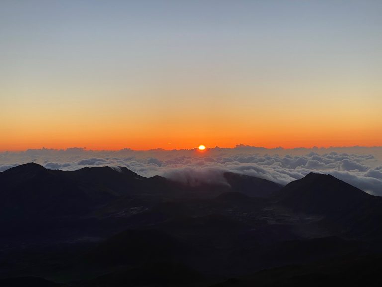 Beautiful sunrise in Haleakalā National Park in the best things to do in Maui for Couples