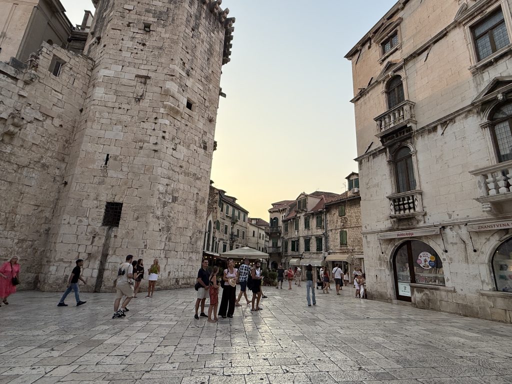 split-croatia-airport-to-old-town